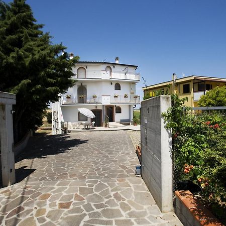 Il Pentagono Hotel แตร์โมลิ ภายนอก รูปภาพ