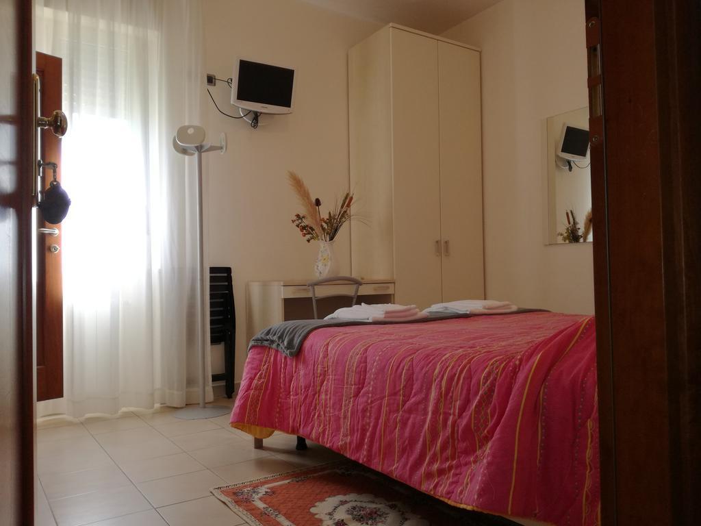 Il Pentagono Hotel แตร์โมลิ ภายนอก รูปภาพ
