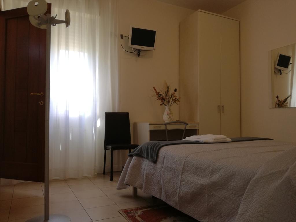 Il Pentagono Hotel แตร์โมลิ ภายนอก รูปภาพ